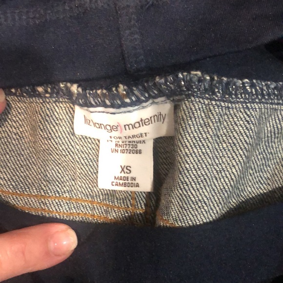 Liz Lange for Target Denim Maternity Shorts - Picture 2 of 5
